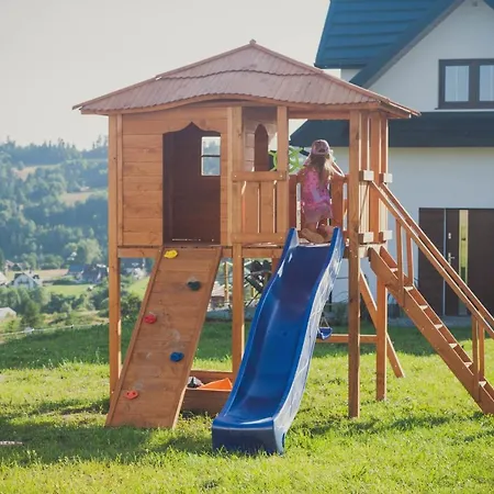 Dom wakacyjny Dziewięćsił &chaber _domki Blisko Lasu *