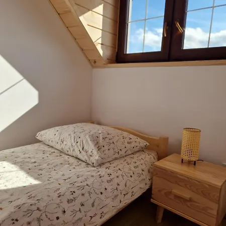 Vakantiehuis Dziewiecsil &chaber _domki Blisko Lasu
