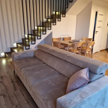 Casa vacanze Dziewiecsil &chaber _domki Blisko Lasu *
