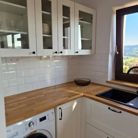 Casa vacanze Dziewiecsil &chaber _domki Blisko Lasu Grywald